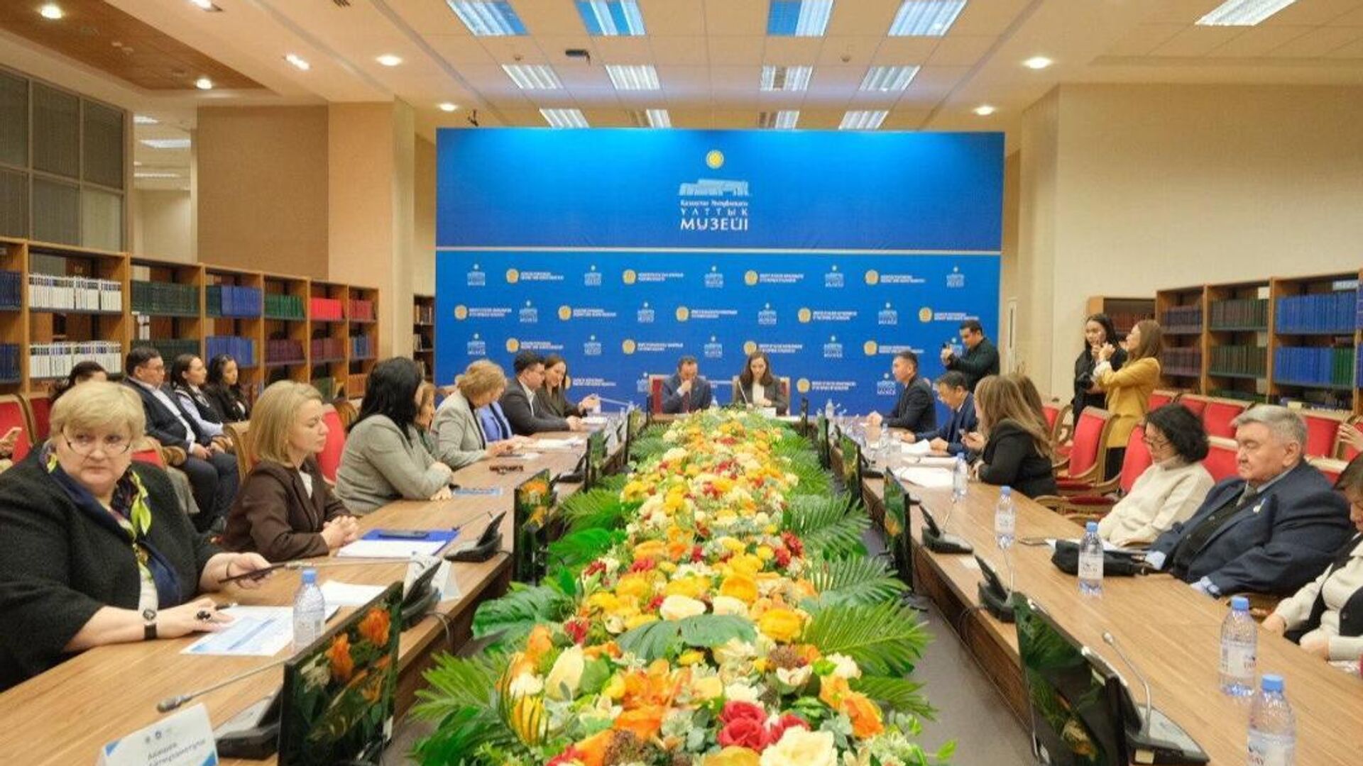 В Астане в рамках 30-летия Ассамблеи народа Казахстана состоялась международная научно-практическая конференция на тему Политика единства и солидарности в Казахстане: опыт и перспективы. В Астане в рамках 30-летия Ассамблеи народа Казахстана состоялась международная научно-практическая конференция на тему Политика единства и солидарности в Казахстане: опыт и перспективы. - Sputnik Казахстан, 1920, 25.01.2025