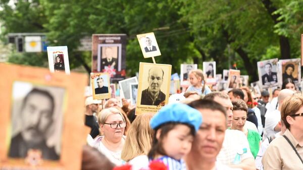 Шествие Бессмертного полка в Алматы - Sputnik Казахстан